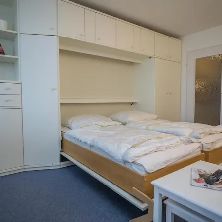 Haus-metropol-262-wb